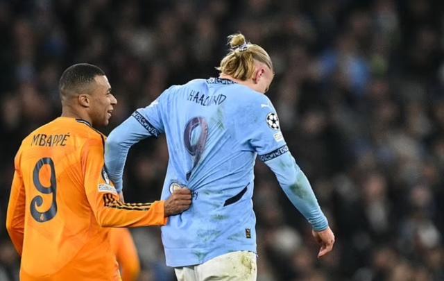 真人视讯-对于“新绝代双骄”这个过时概念，亨利有一番高见